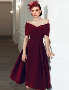 Aimishang  A-Line Cocktail Dresses 1950s Dress Fall Wedding Guest Dress Knee Length Short Sleeve Off Shoulder Velvet with Pleats Pure Color